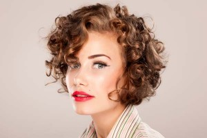 Illustration for article titled How Do You Get a Curly Haircut You Don't Hate?